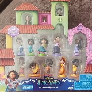 Disney Encanto Magical Family Figurine Set - Multicolor